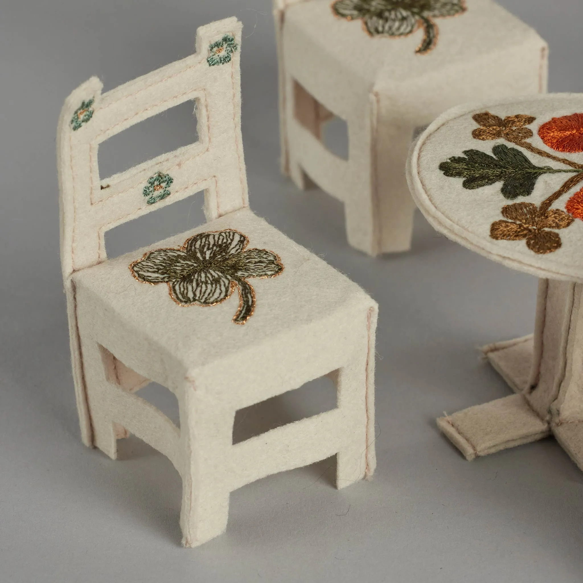 Mushroom House and Woodland Guests
