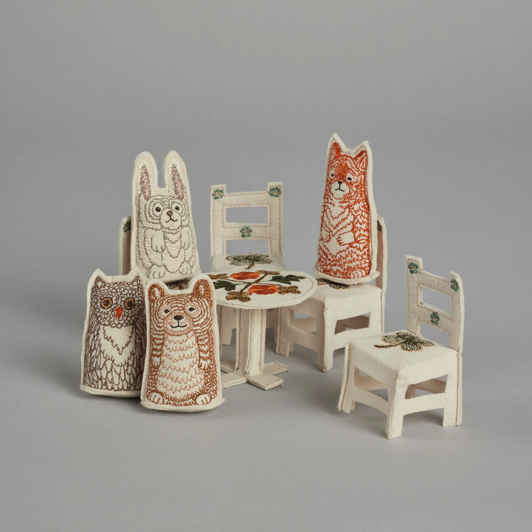 Mushroom House and Woodland Guests